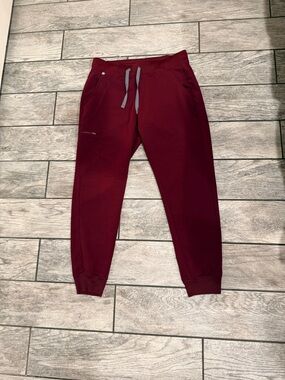 Figs Burgundy Jogger Sweatpants with Gray Drawstring